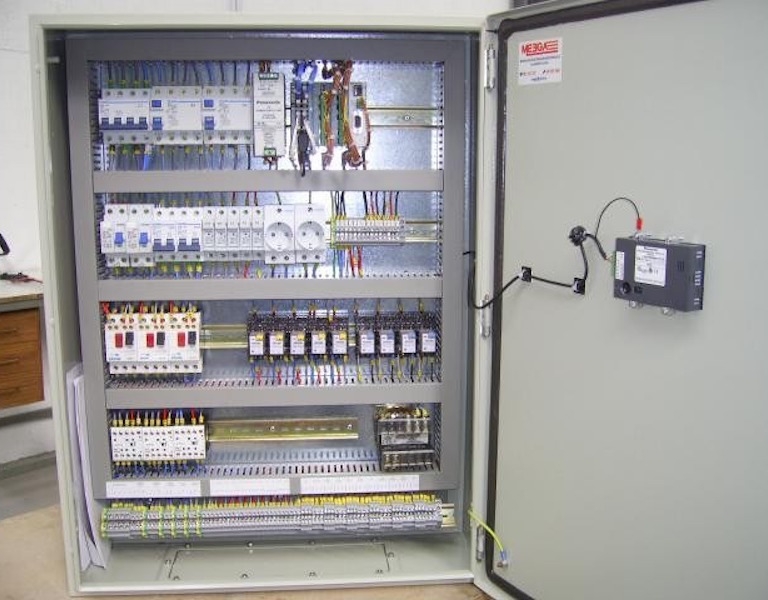 cuadros-electricos-D_NQ_NP_912305-MPE20866611614_082016-F